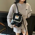 Schwarzer PU-Leder Mini-Rucksack für Damen mit weißer Spitze und Bären-Stickerei - Schwarz / 21*11*26cm