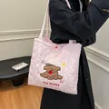 Borsa tote trapuntata rosa a cuore con ricamo cane e chiusura a bottone rosso - Rosa