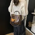 Retro dark brown large tote bag in oil wax leather with a cute plush bear pendant - With Pendant / Brown