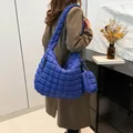 Quilted blue cloud shoulder bag with matching mini pouch and stylish puffer texture - Shoulder Bag And Small Pouch Set / Blue