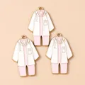 Set de tres colgantes de bata médica en esmalte blanco y rosa para creación de bisutería - Rosa