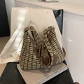 Bolso de hombro retro a cuadros con diseño de pata de gallo verde y marrón y correa ancha - Verde