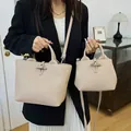 Ensemble deux pièces de cabas beige et mini sac en cuir avec boucle bambou en métal - Khaki Clair