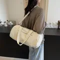 Cremefarbene zylindrische Yoga-Tasche für Damen mit breitem Schultergurt aus Canvas - 43*21*21cm / Gebrochenes Weiß