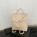 Mochila para mujer en cuero sintético crema con cierre de metal plateado giratorio - Blanco
