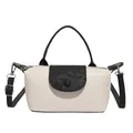 Bolso trapezoidal en crema y negro con textura de cocodrillo y correa desmontable - Negro