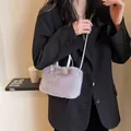Sac à main élégant en fausse fourrure lavande avec bandoulière pour femme hiver - Gris