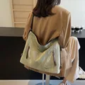 Vintage graue Hobo-Tasche aus Segeltuch mit braunen Lederriemen und Reißverschluss - Große Kapazität (41*16*31) / Braun