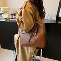 Borsa tote vintage in pelle marrone con ciondolo a forma di cioccolato per donna - con portachiavi / Marrone con Pendente