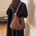 Bolso tote grande de ante marrón oscuro con cierre dorado y correas de cuero fino - 24*13*30 / Marrón