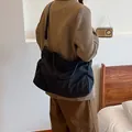 Grande borsa hobo nera in tela resistente per il pendolarismo quotidiano in stile casual - 44*13*30 / Nero