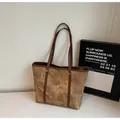 Brown vintage marble textured tote bag with dark brown straps and golden metal rings - No Pendant / Brown