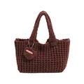 Handgemaakte gehaakte tas in donkerbruin met hartvormige hanger en Hand Made label - Koffie