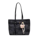 Bolso tote con estampado geométrico gris oscuro, correas de cuero y colgante de osito - Con colgante / Negro