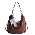Borsa hobo grande in pelle marrone con logo KS PARIS e ciondolo a forma di fiore - Con Ciondolo / Marrone