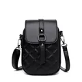 Bolso bandolera pequeño negro acolchado para mujer con tachuelas plateadas y correa fina - Negro Bordado