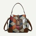 Bolso cubo patchwork geométrico de colores en cuero con una etiqueta de moda - Patchwork Azul Marrón