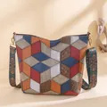Sac fourre-tout géométrique 3D pour femme en simili cuir texturé avec bandoulière large - Patchwork Bleu