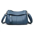 Blaugraue Umhängetasche aus weichem Leder für Damen mit Kieseltextur und Silberbeschlägen - Blau