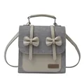 Zaino in tela grigia e pelle bianca con doppi fiocchi decorativi e spalline regolabili - Grigio