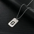 Minimalistische rechteckige Halskette aus Edelstahl mit ausgestanztem G-Buchstaben - Buchstabe G Anhänger Mit Kette