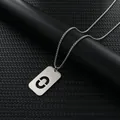 Gebürstete rechteckige Edelstahl-Halskette mit geometrischem Ausschnitt und Boxkette - Letter O Pendant With Chain