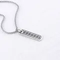 Collar rectangular para hombre de acero inoxidable con motivo de ondas negras y cadena - Colgante de Acero Inoxidable a Rayas Con Cadena de Perlas de Acero Grande
