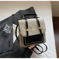 Borsa tote retrò kaki e nera in pelle a contrasto con elegante fibbia dorata rotonda - Senza Ciondolo / Grigio e Nero