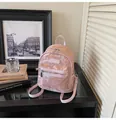 Mini mochila rosa con patrón de letras abstractas y correas de hombro ajustables - Rosa