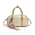 Sac Boston crème avec poignées marron et charm de chiot mignon au design minimaliste élégant - Avec Pendentif / Blanc & Kaki