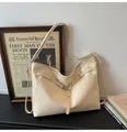 Bolso tote grande minimalista crema brillante con correa de hombro para uso diario - Blanco Roto