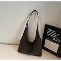 Deep brown minimalist tote bag in flexible matte leather with adjustable metal buckle - Simple Style / Brown