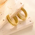 Geometrische Titan-Ohrstecker in Gold mit eleganter Webstruktur im Drei-Linien-Stil - Weizenähren-Webstruktur-Reifenstil (ED049) / Gold