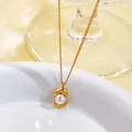 Collar de textura de oro de lava con colgante de perla irregular para estilo minimalista - Perla Blanca