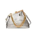 Borsa da sera argento con motivo a squame, cornice dorata e tracolla a catena - Argento