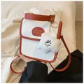 Bolso bandolera retro blanco y marrón con charm de nube y asa de mano superior - Con Colgante / Naranja