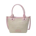Bolso tipo cubo de paja beige con detalles de cuero rosa y una correa desmontable - Rosa