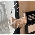 Elegante bolso hobo blanco crema con diseño de cordones a la moda y correa ajustable - Blanco Roto