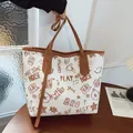 White large tote bag with vintage brown graffiti bear print and long shoulder straps - Brown