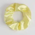 Blassgelber Satin-Haargummi mit glänzendem Finish und hoher Elastizität - Hellgelb (6)