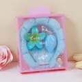 Set fascia a nuvola blu con clip a fiore ed elastico in scatola regalo rosa - Celeste (Motivo Frangipane)