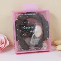 Cerchietto di peluche marrone con fermaglio a fiore e spugna trucco in set regalo - Caffè Scuro (Motivo Frangipane)