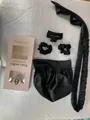 Set bigodini senza calore nero con nastro, cuffia di seta, elastici e molletta grande - Set In Scatola Con Cuffia (Nero)