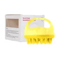 Brosse à shampooing ergonomique en silicone jaune avec son emballage de vente assorti - Jaune