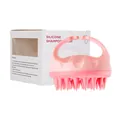 Brosse de massage en silicone rose pour cuir chevelu avec poignée et son emballage - Sac OPP / Rose