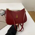 French vintage dark red half-moon underarm bag with gold buckle and adjustable strap - Burgundy