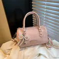 Light pink snake pattern Boston bag with pearl bow charm and metal nameplate - With Pendant / Pink