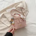 Mini sac seau rose motif marbre avec finitions matelassées et poignée en foulard de soie - Sans Pendentif / Rose