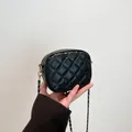 Bolso bandolera acolchado negro con cadena dorada y patrón de rombos para mujer - Negro