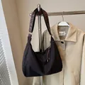 Grand sac cabas vintage en toile marron café avec surpiqûres blanches contrastées - Noir